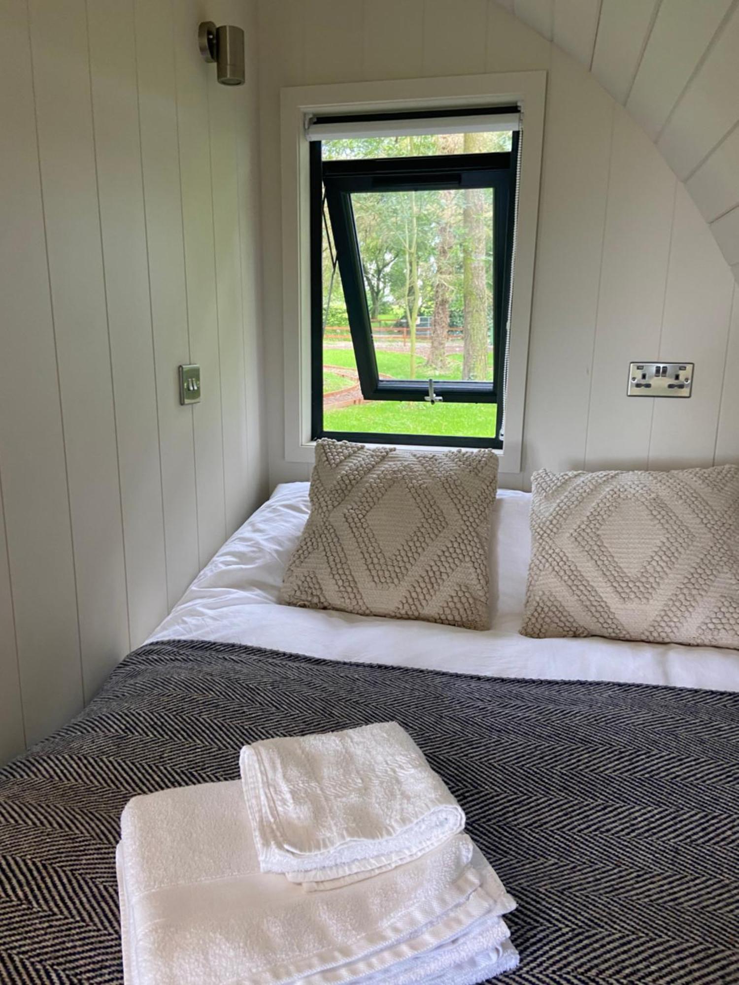 Kildare Countryside Pods Villa Exterior foto